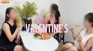 คลิปหลุดOnlyfans Honey_tipsy จัดสวิงกิ้งแบบเสียวๆชวนหนุ่มๆมานั่งดื่นกันจนเมาแล้วจับควยโม๊คให้เสียวๆ ก่อนโดนจับกระแทกหีรัวๆ
